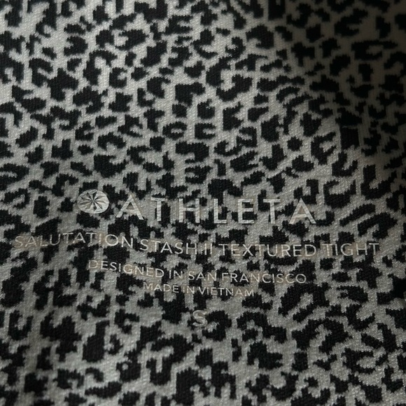 🩷ATHLETA SALUTATION STASH POCKET TEXTURED BLACK 7/8 TIGHTS LEGGINGS SIZE SMALL - Picture 6 of 10